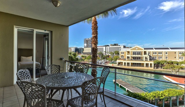 Two Bedroom Apartment - fully furnished and design in V&a Marina Residential