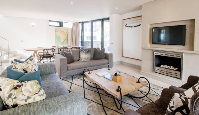 Two Bedroom with Bbq and Sea Views
