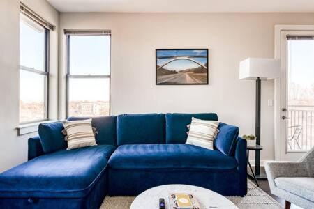 TWO CozySuites Bold Music Row Condos in Nashville