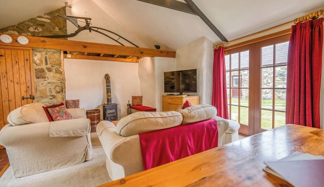 Ty Uchaf Cottage, Holiday Cottage Pwll Deri, Strumble Head, Sleeps 5, 2 bedrooms, bathrooms