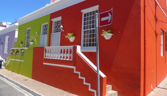 Unique town house with roof terrace, Wi-Fi and luxury in the heart of Cape Town
