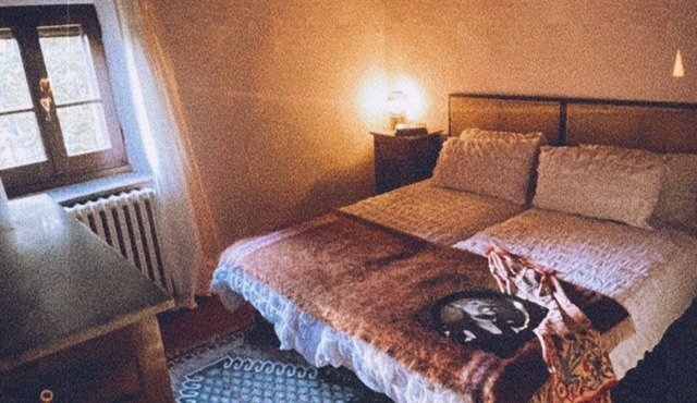 Unwind under the Tuscan sun, La Casina, Pet friendly, family villa in Tuscany.