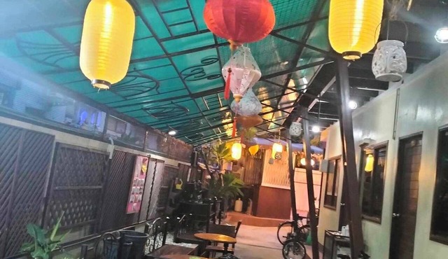 V House