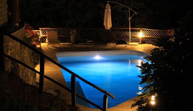 Vacation apartment in a splendid location with a wonderful view and pool
