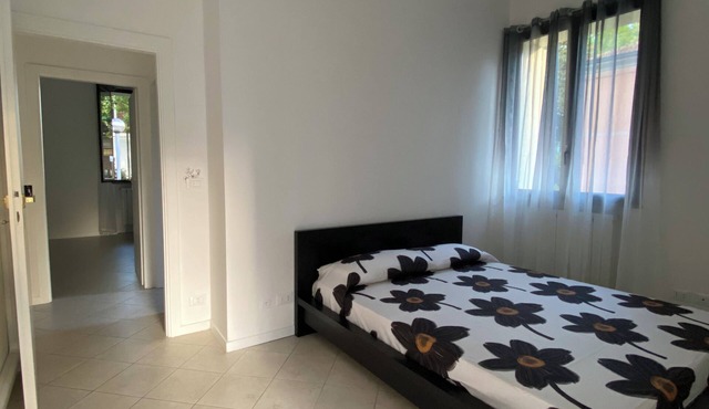 Vacation home for company, 5' walk to the old town and 10' to the sea