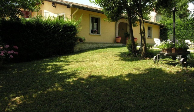 Vacation Home in Pilarciano with 4 bedrooms sleeps 7