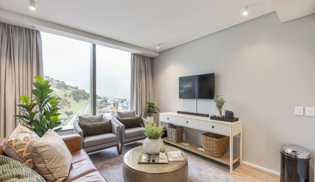 Vibrant Studio Apartment in Trendy De Waterkant