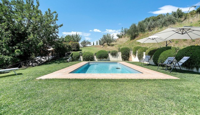 Villa 'Agriturismo Podere Terrena' with Mountain View, Private Pool and Wi-Fi
