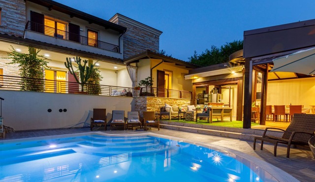 Villa Alais 8, Emma Villas