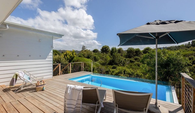 Villa Beacon - Six Bedroom Villa, Sleeps 14
