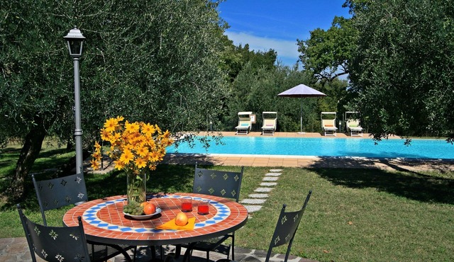 Villa Camilla - Pet-Friendly Tuscan House with Private Pool
