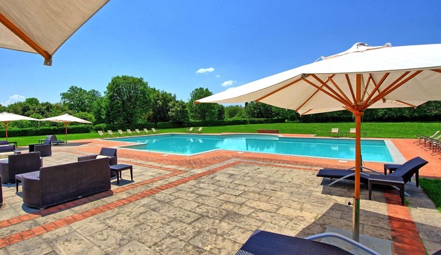 Villa Campoleone – Historical villa near Arezzo, Toscana