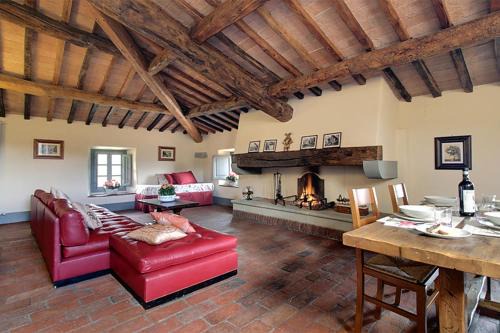 Villa Casaglia 2apartment With Shared Pool