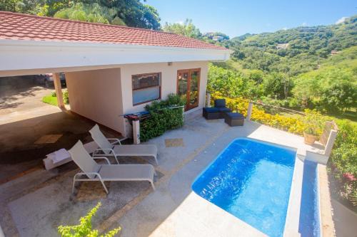 Villa Cielo - 1BR Studio - with 3 Shared Pools, Beach and Resort Access