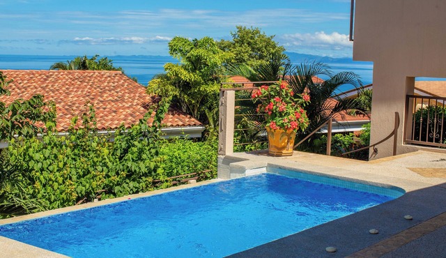 Villa Cielo — 4BR Oceanview, Pool, Ocotal CR