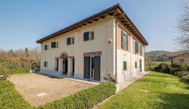 Villa Corte dello Zanchino, surrounded by greenery