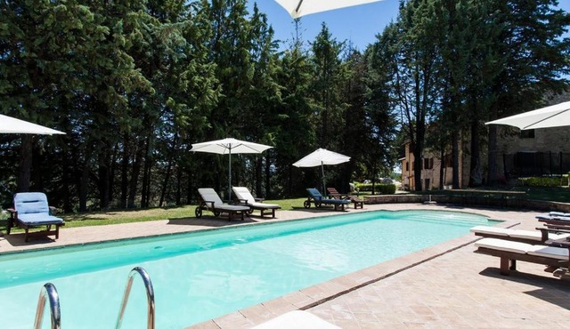 Villa Cottage Umbertide, close to Gubbio and Assisi, with panoramic pool !!!