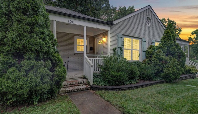 Villa Heights/NoDa Area – Modern 2BR Apartment