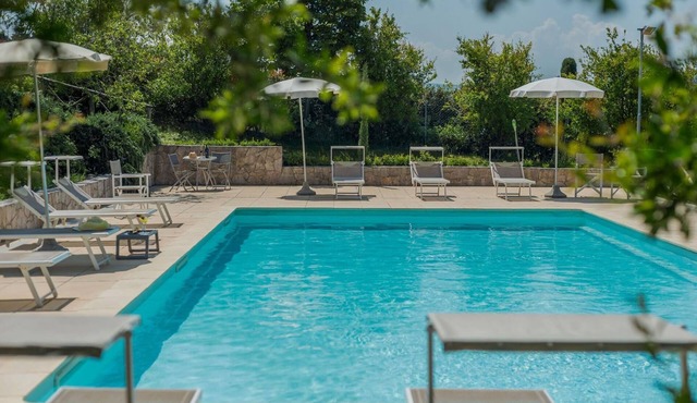 Villa Il Fiore e la Farfalla - Villa, 7 bedrooms, pool, wifi, pets, sea, Marche