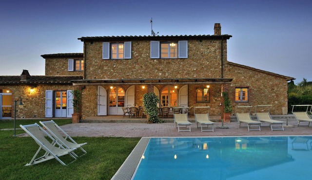 Villa il Leccio by Fantasia Villas
