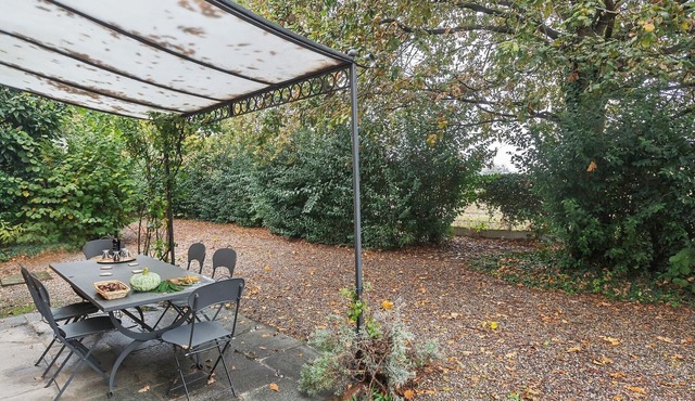 Villa in Lombardy near Po River