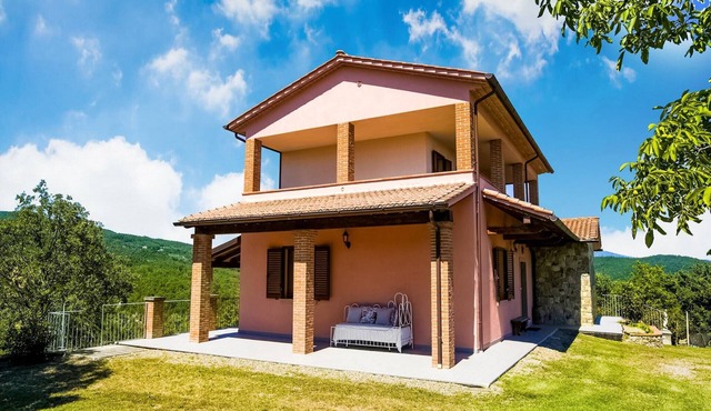 Villa in Pieve San Giovanni with Pool