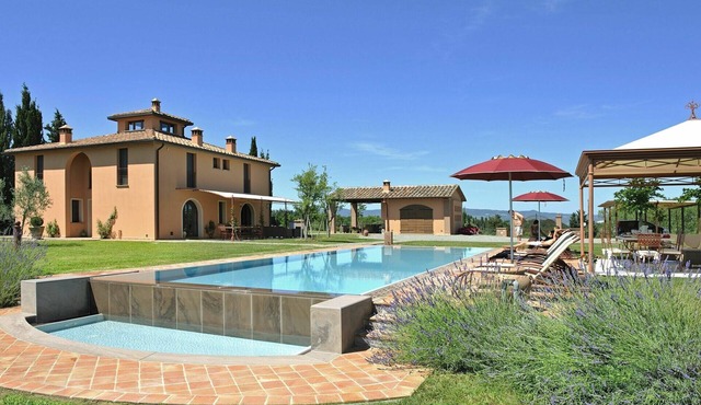 Villa Insoglio - Montelopio ,Tuscany