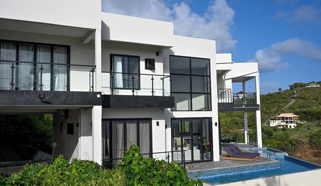 Villa Jasiri, brand-new, sleek, and modern 4-bedroom villa with pool in Cap Estate, Saint Lucia