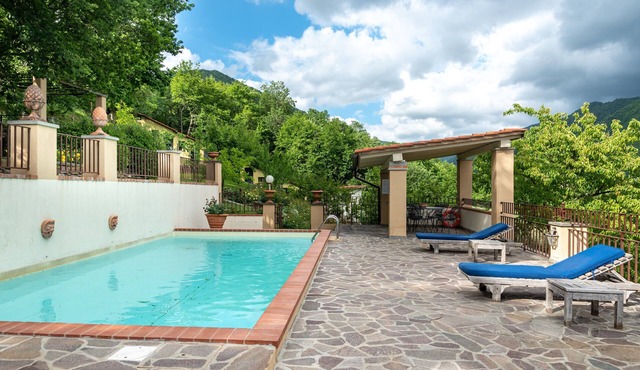 Villa "L'Incompiuta" with Mountain View, Shared Pool & Wi-Fi