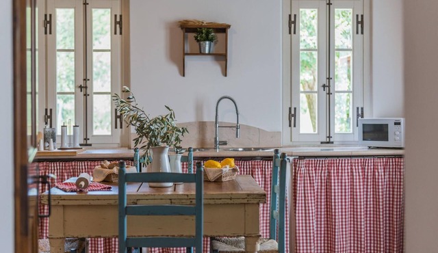 Villa Larissa - Pool, AC, pets, outdoor games