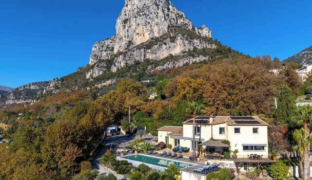 Villa Le Roc - Panoramic View, Calm and Elegance