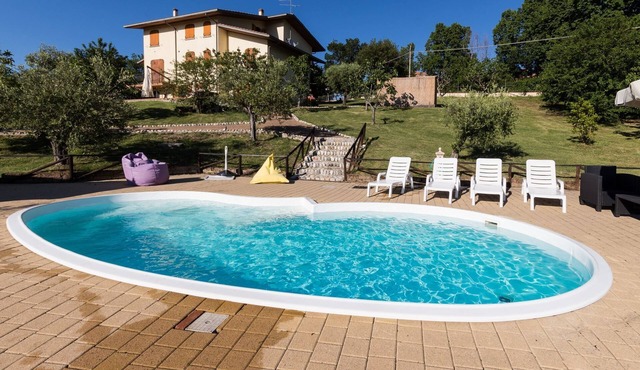 Villa Luca with pool in San Marino, with sea view, 30 km from the beaches of the Adriatic coast