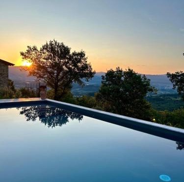 Villa Lux Poggelleri, vista unica sul Casentino