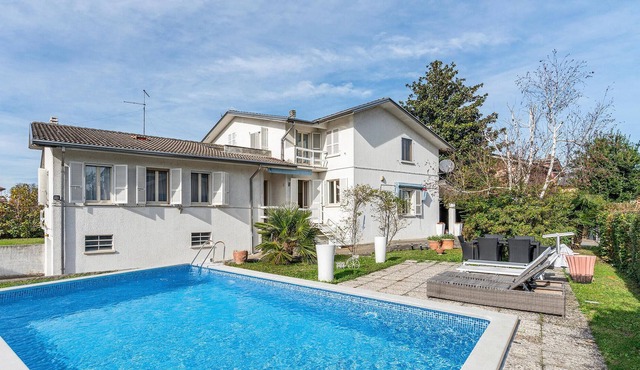 Villa Maria