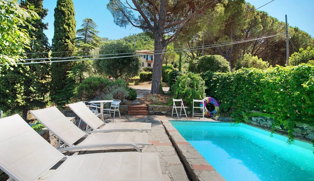 Villa 'Mesco' with Mountain View, Private Pool and Wi-Fi