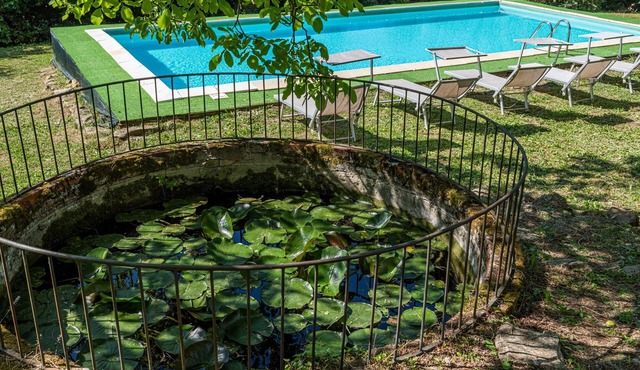 Villa Panzano-Barberino di Mugello with Lake View, Private Pool & Wi-Fi. 6/8 guests.