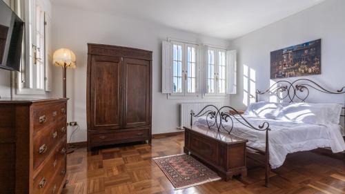 Villa Petrone - Luxury Home tra Bologna e Modena - Wi-Fi, Biliardo, Jacuzzi privata