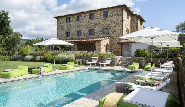 Villa Pianvecchio by Fantasia Villas