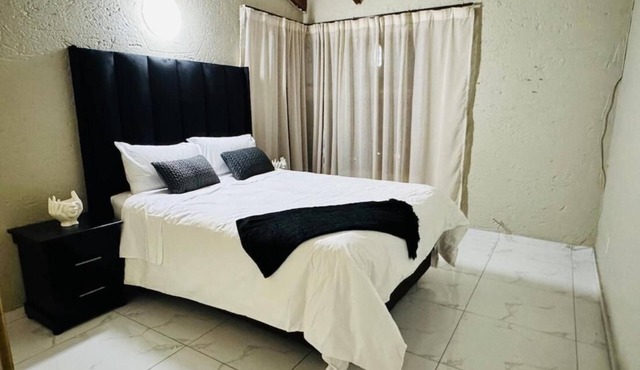 Villa Picasso- 1 Bed Villa