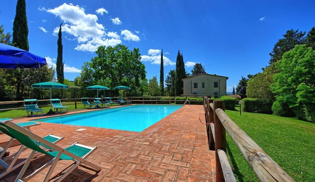 Villa Picchio - Holiday Villa Rental in Castel San Gimignano, Chianti, Tuscany