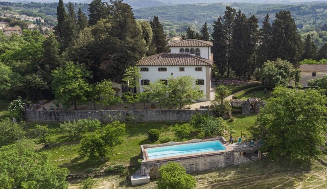 Villa Poggio Cherici by MMega