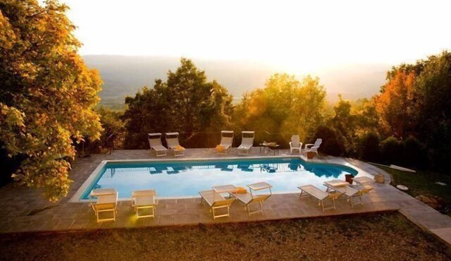 Villa Pruneto with pool in the Tuscan hills