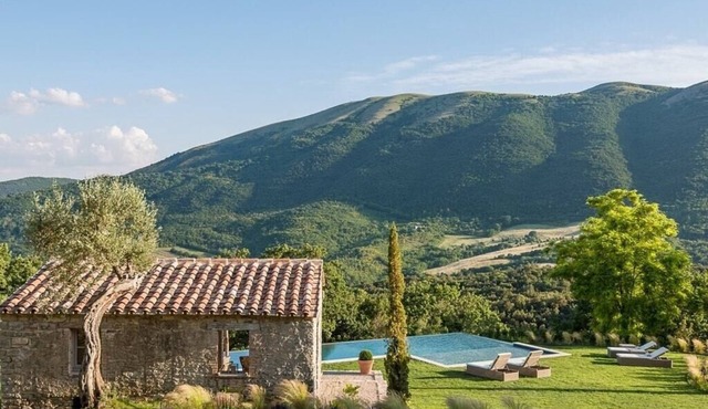 Villa Serena - Private villa with pool in Umbria
