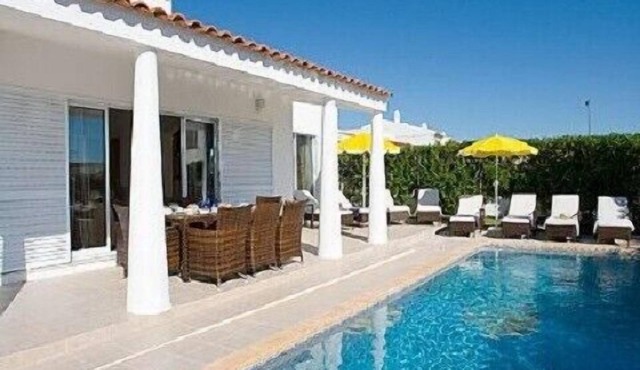 Villa Set, Beautiful Spacious Private 5 Bedroom Villa, Albufeira Town