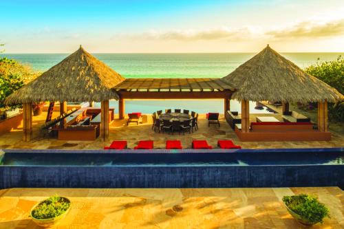 Villa Tranquilidad 7BR by Cabo Villas