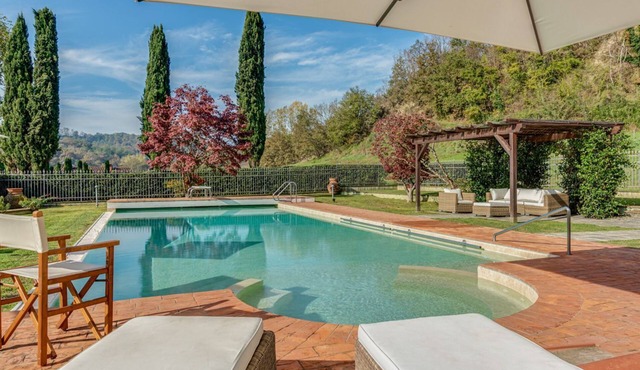 Villa Vasari - Six Bedroom Villa, Sleeps 12