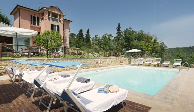 Villa Vittoria d'Anghiari 7+3, Emma Villas