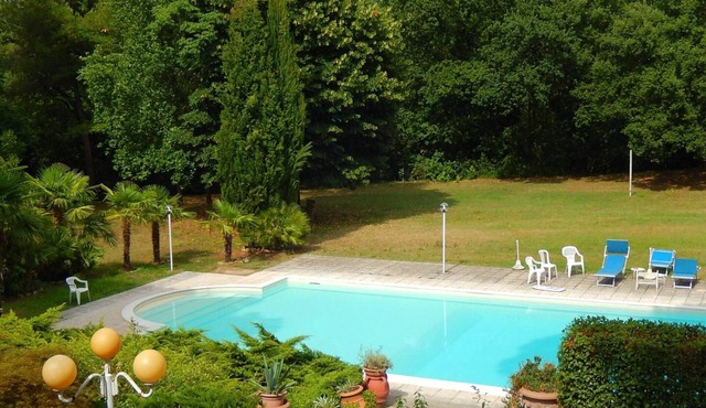 Villa 'Vittorio 4km from the Sea' with Private Pool, Wi-Fi and Air Conditioning