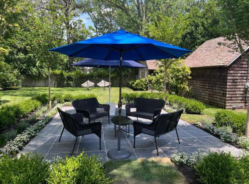 Wainscott Woods Retreat