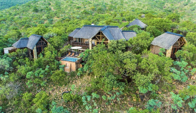 Warthog Lodge – Mabalingwe Game Reserve – Luxury, Self-Catering Safari Getaway